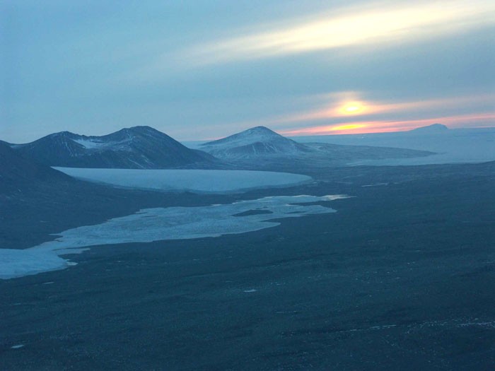 Early winter operations on the lakes in the McMurdo Dry Valleys I